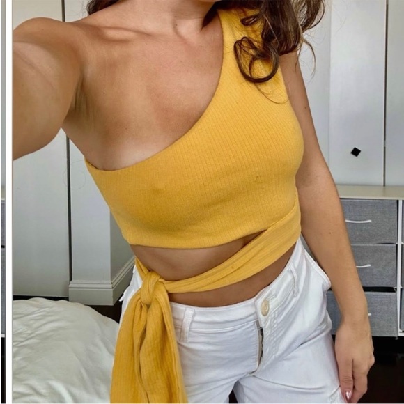 Lovers + Friends Tops - Yellow One-Shoulder Tie-Front Top